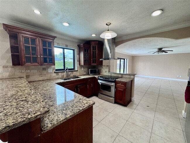 Building Photo - 19720 SW 118th Pl