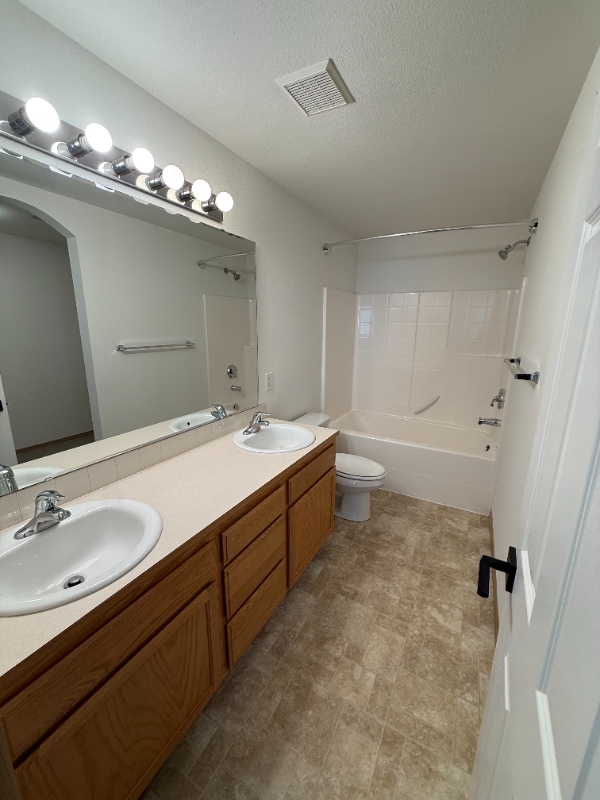 Building Photo - 1827 147th Pl SW