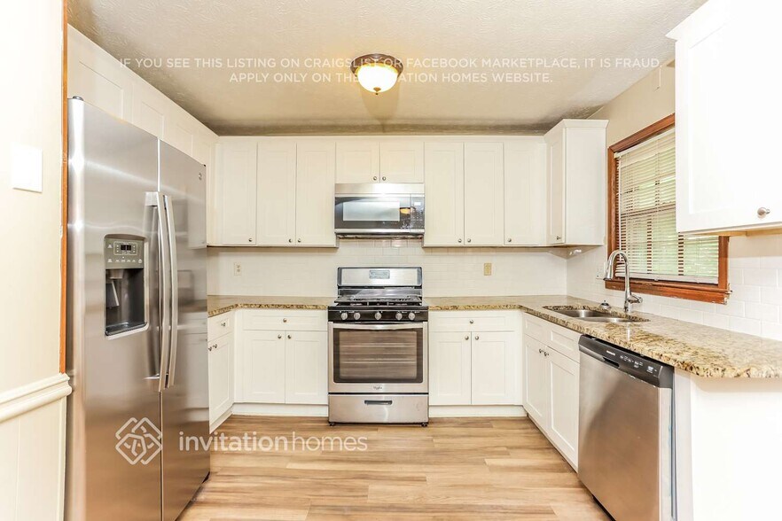 Building Photo - 3049 Tiller Trail SW