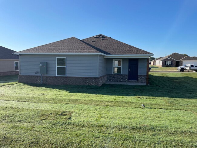 Building Photo - NOW PRELEASING! NEW Three Bedroom | Two Bath Home in Somerset