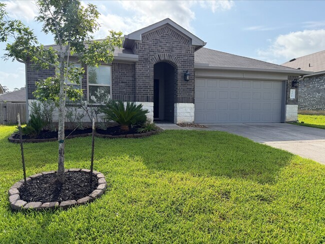 Building Photo - 13966 Fort Ward Way