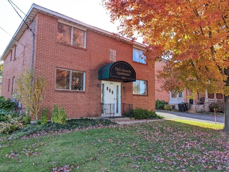 Building Photo - 5333 Broadway, 4