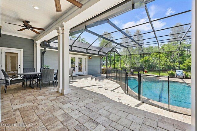 Building Photo - 24601 Deer Trace Dr