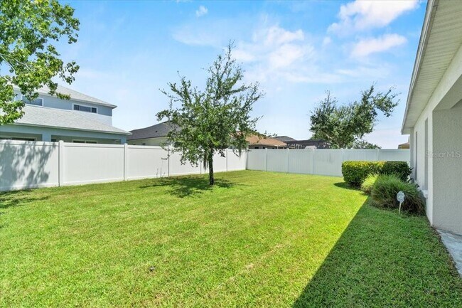 Building Photo - 3961 Hampton Hills Dr