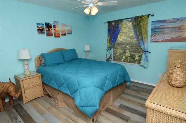 Building Photo - 1400 Gandy Blvd N