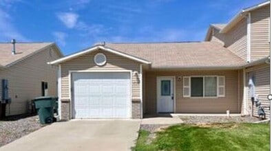 Building Photo - Charming 3-Bedroom Home in Orchard Mesa – Walk to Riverfront Trails & Parks!