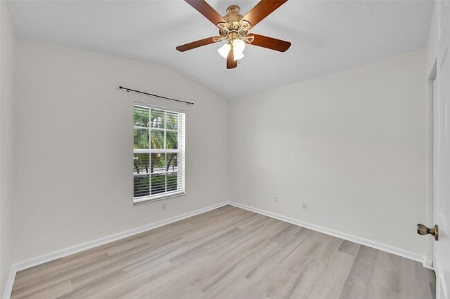 Building Photo - 5642 NW 118th Dr
