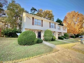 Building Photo - 2494 Hidden Cove Ct