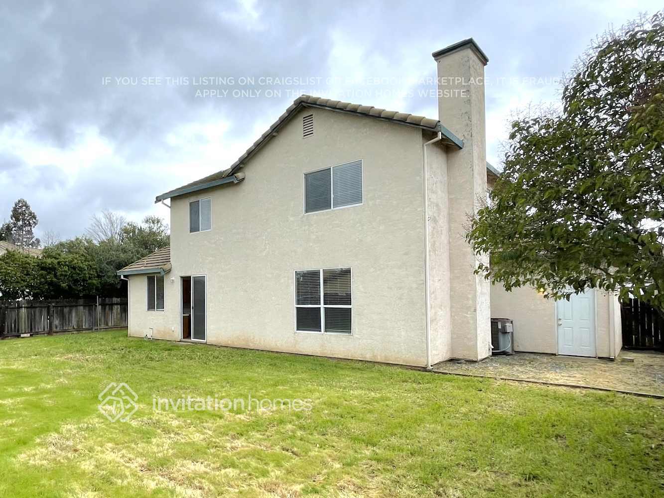 Building Photo - 8433 Falcon View Dr