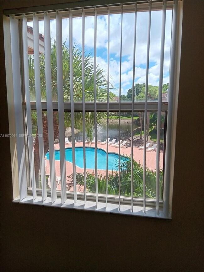 Building Photo - 8821 Wiles Rd