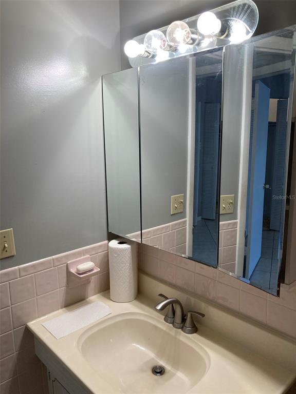 Building Photo - 5247 81st St N