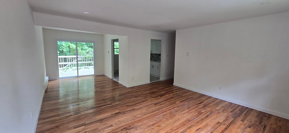 Building Photo - 153 Vernon Valley Rd