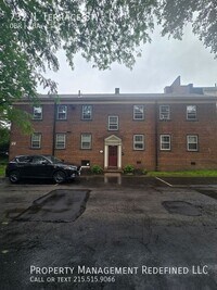 Building Photo - 732 North Terrace