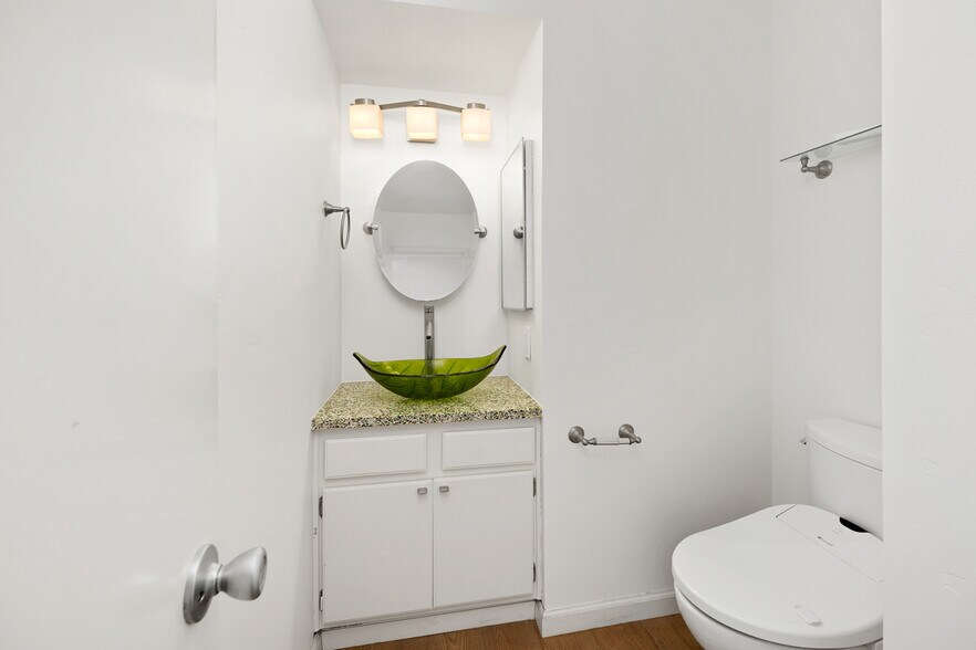 Building Photo - 1047 Santa Helena Park Ct