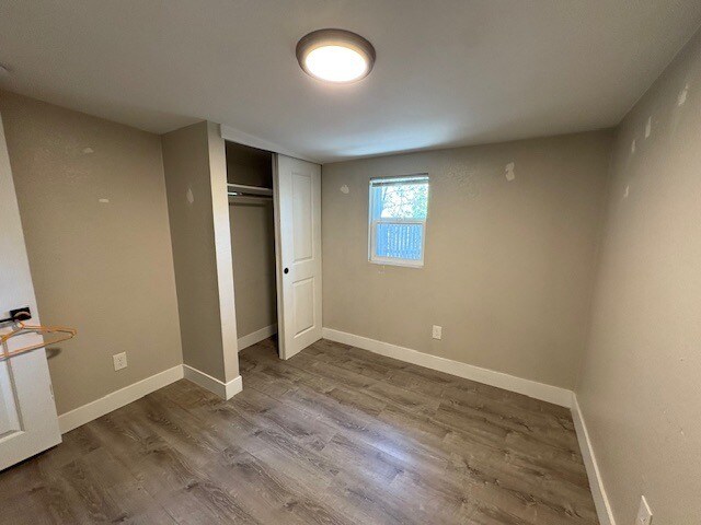 Building Photo - Beautiful Ground Level 2 Bedroom in Lakewo...