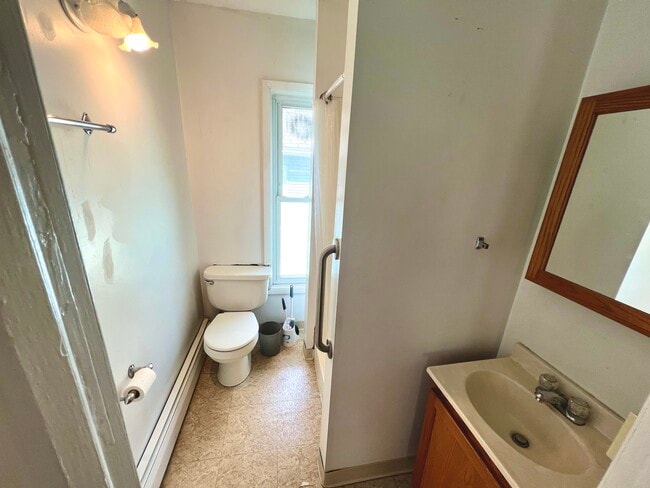 Bathroom - 1221 Church St