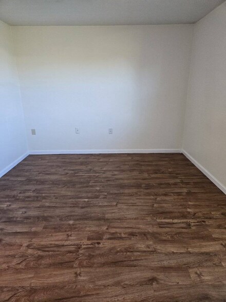 Building Photo - 27 Scioto Dr