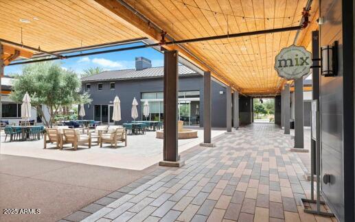 Building Photo - 10029 E Tahoe Ave