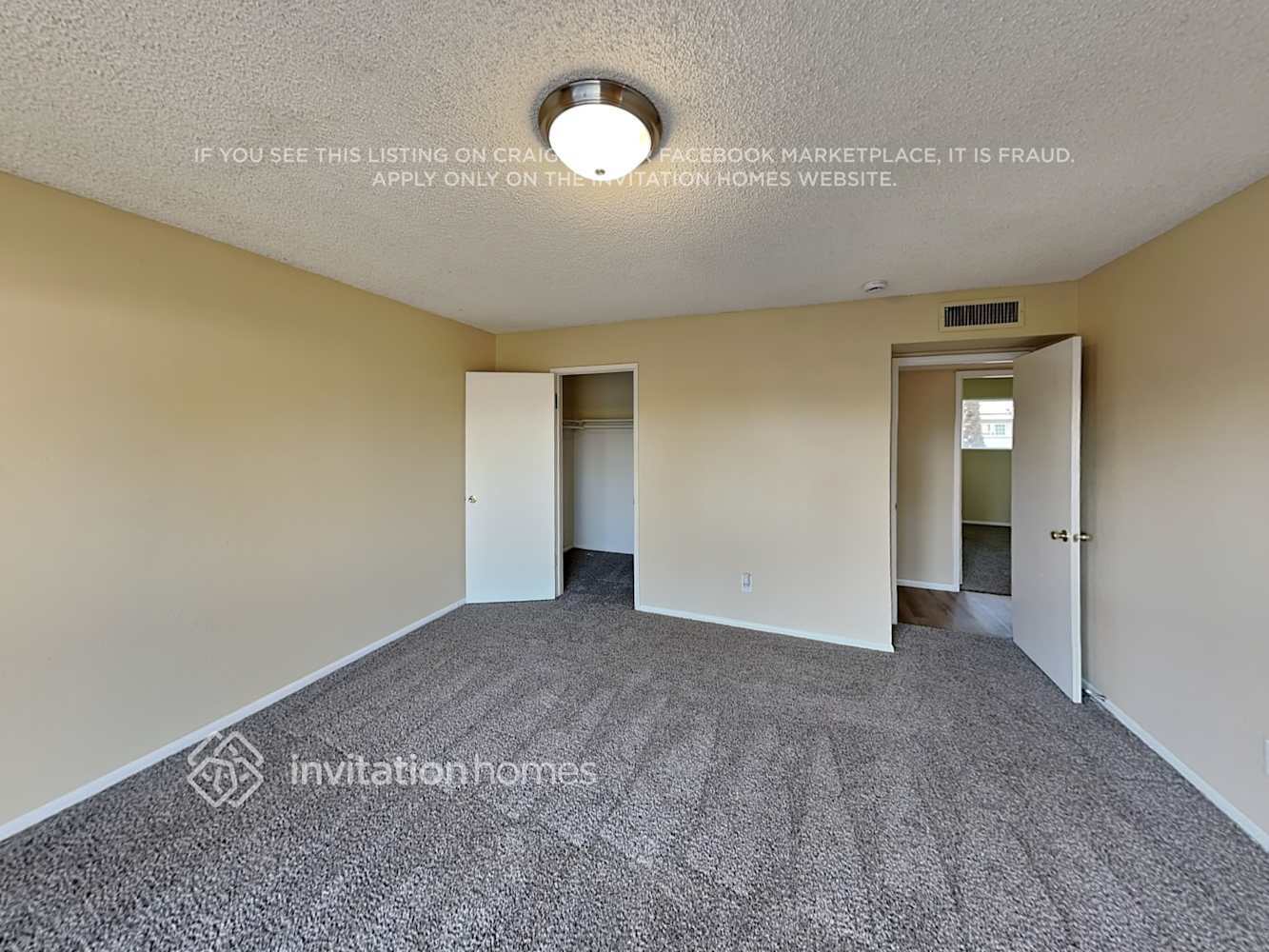 Building Photo - 4621 W Carol Ave