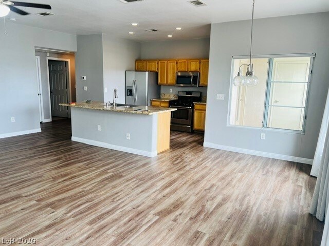 Building Photo - 1320 Red Gable Ln