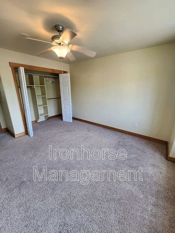 Building Photo - 2685 Typha Court