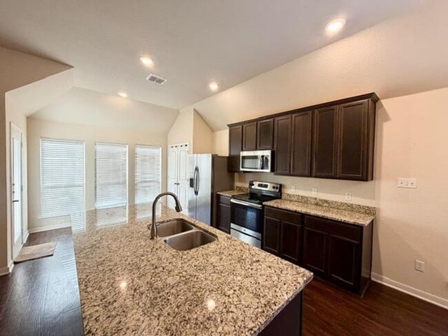 Building Photo - 1106 Merganser Way