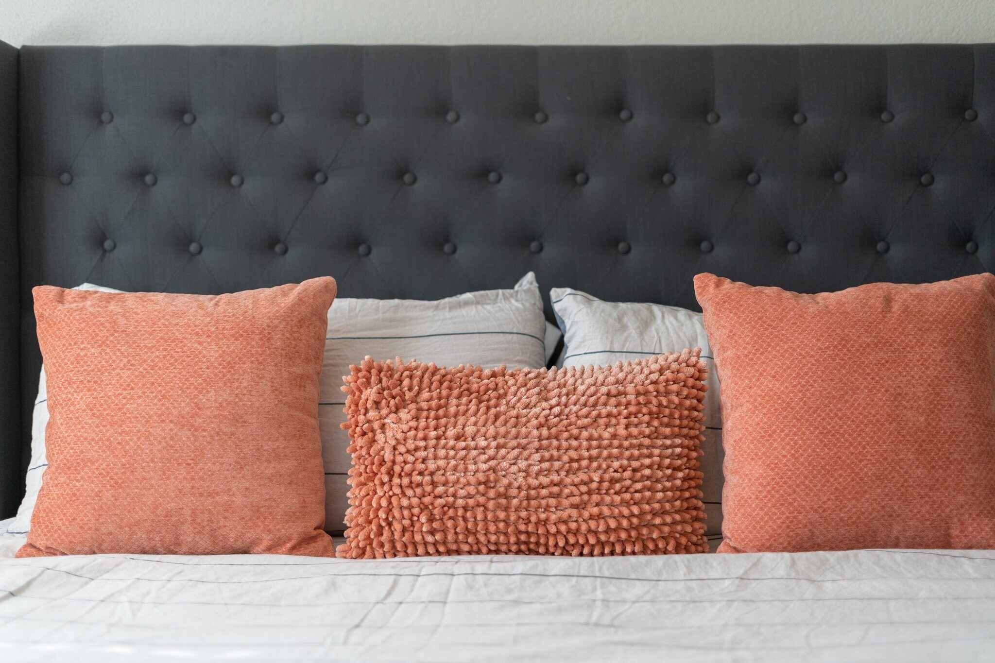 Building Photo - 7902 E Latham St