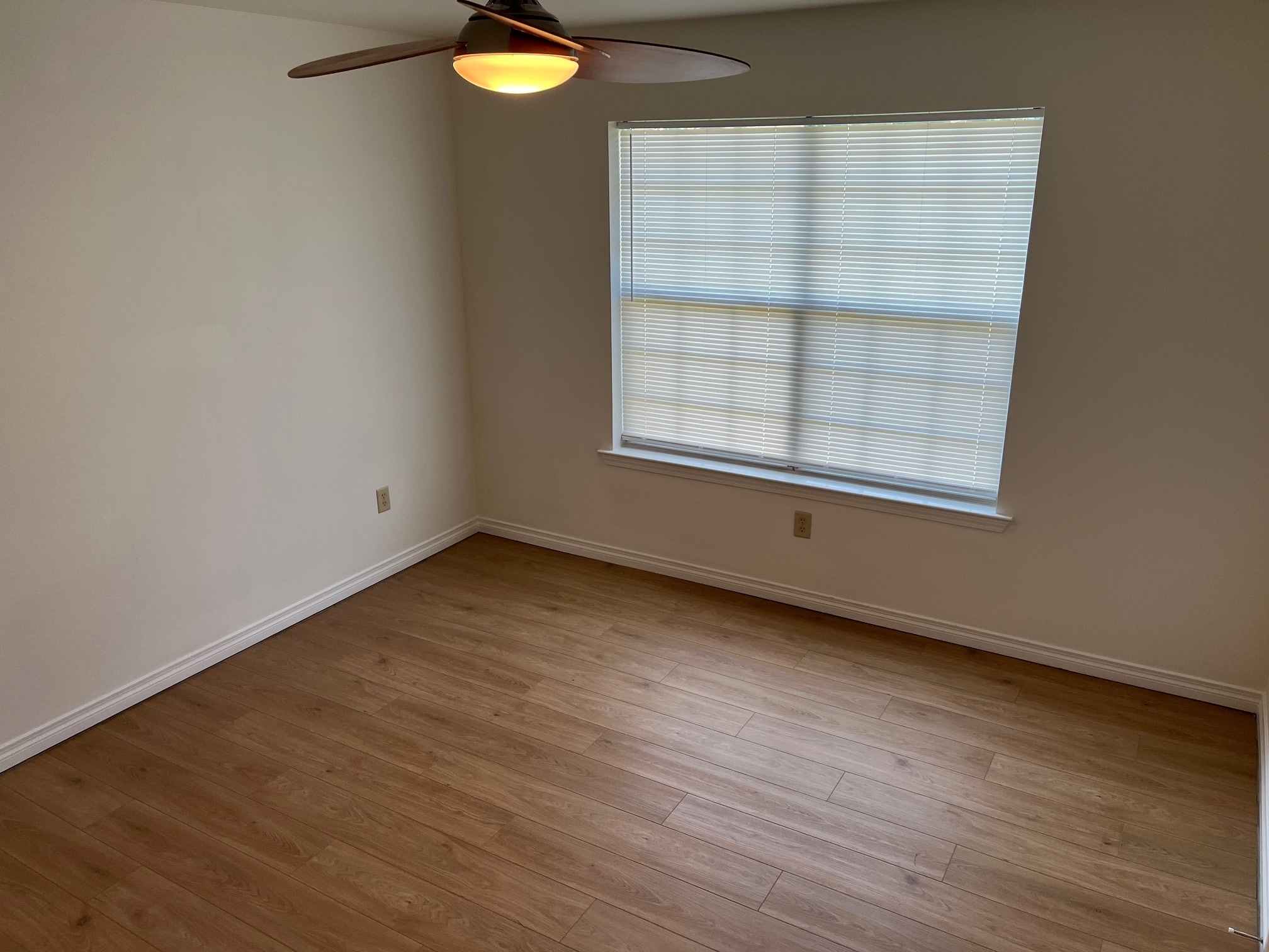 Building Photo - 16361 Blossom Ln