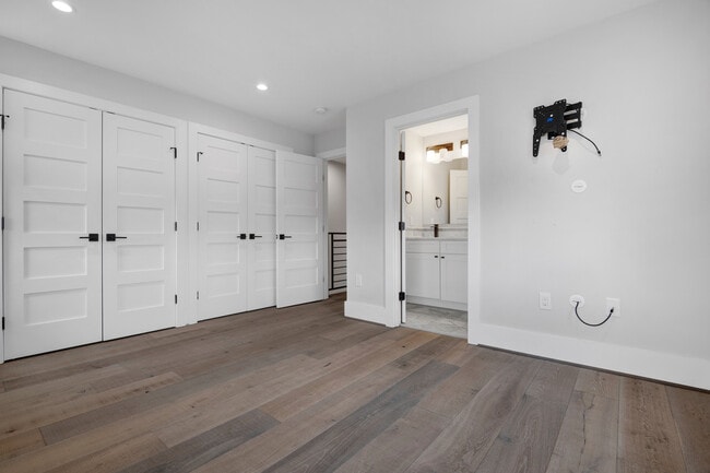 Building Photo - 5226 11th St NE