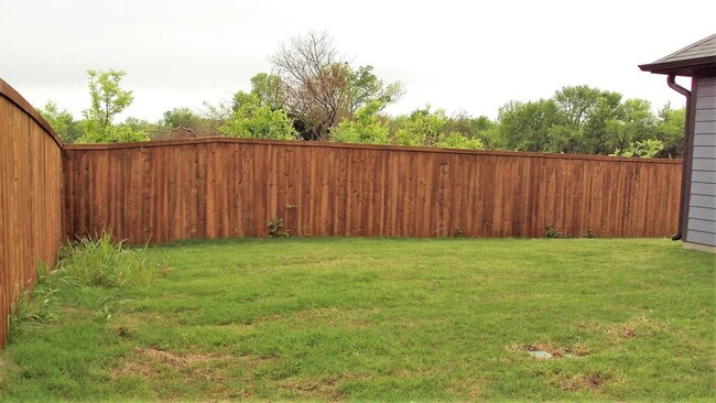 Building Photo - 412 Carneros Dr