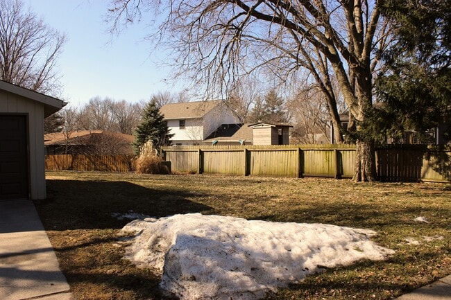Building Photo - North Ames Duplex with lots of storage space