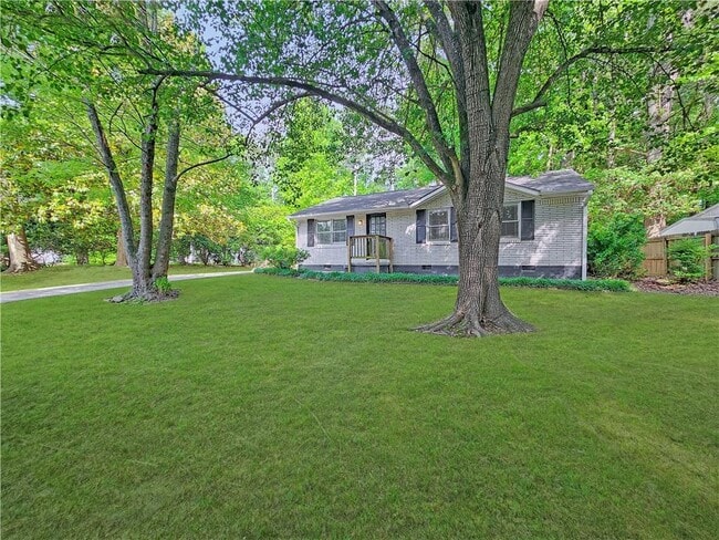Building Photo - 8438 Stonewall Jackson Dr