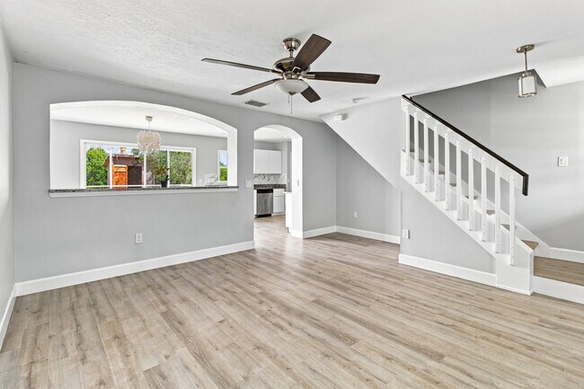 Building Photo - 1365 Carey Glen Cir