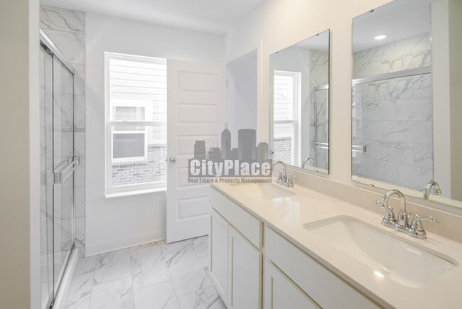 Building Photo - 6573 Halsey St