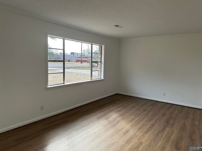 Building Photo - Rental Home In Albertville