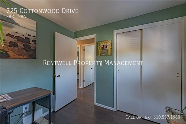 Building Photo - 725 Cottonwood Dr