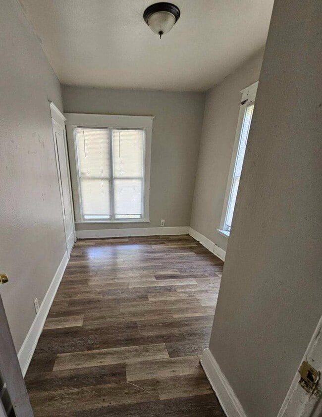 Building Photo - 809 S Pennsylvania Ave