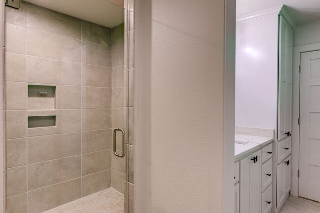 Building Photo - Palm Springs style ranch house