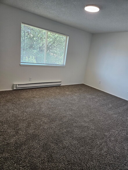 Building Photo - 479 White Cloud Dr