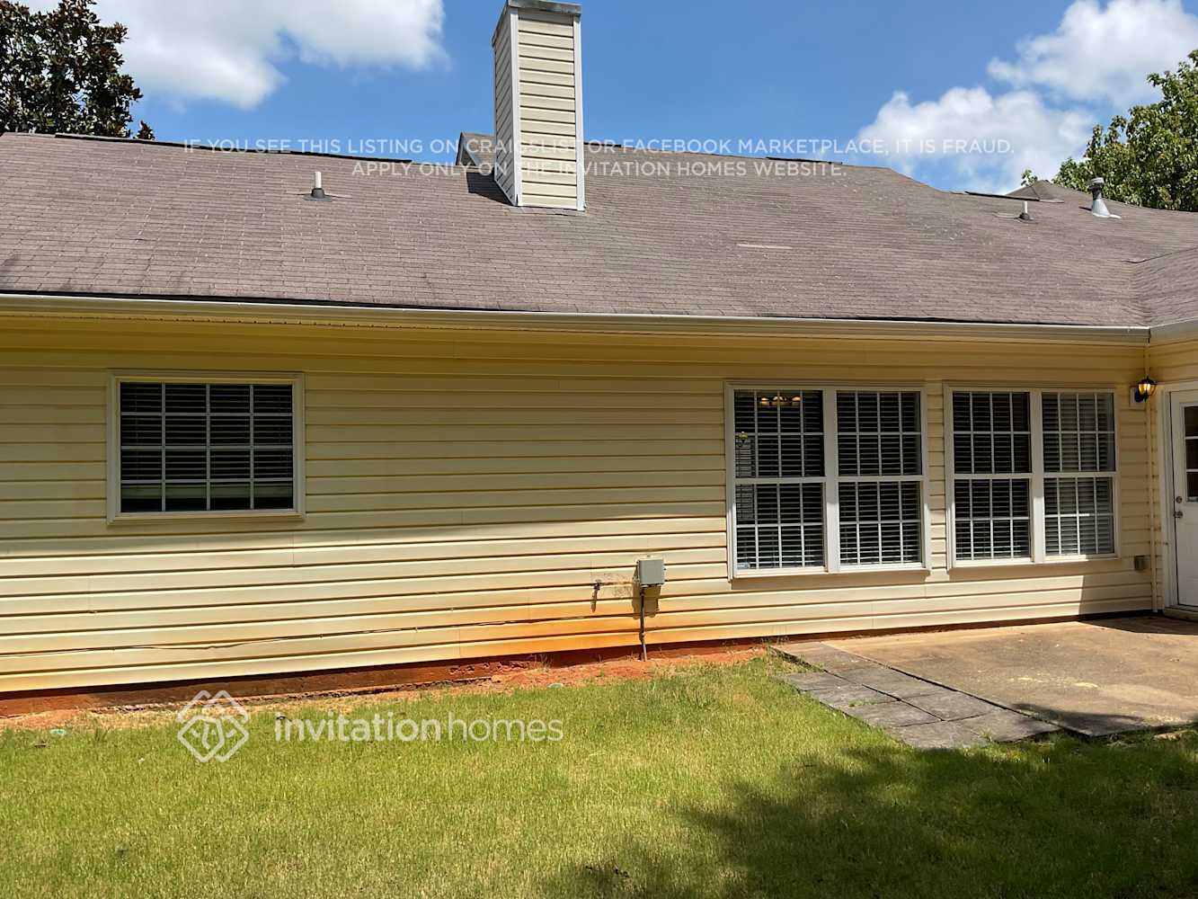 Building Photo - 7555 Golden Sands Dr