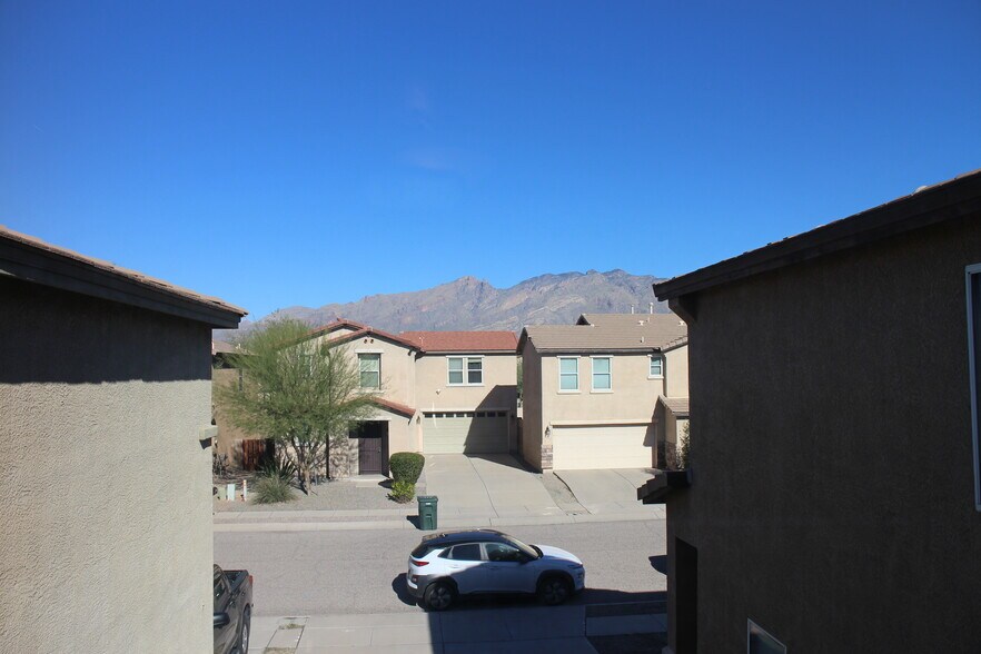 Building Photo - 4190 E Deer Dancer Way