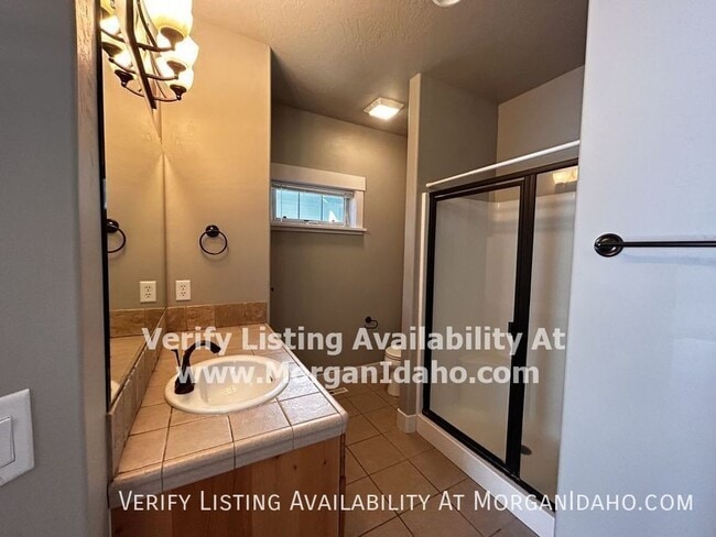 Building Photo - 10249 W Kingsbriar Dr