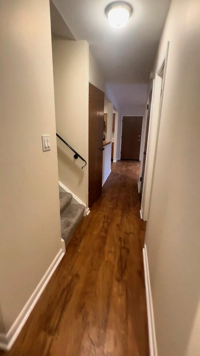 Building Photo - 1391 Bluff Ave