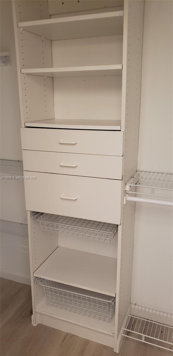 Building Photo - 2501 Riverside Dr