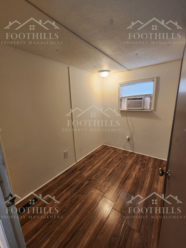 Building Photo - 3-Bedroom Single Wide in Westminister  wit...