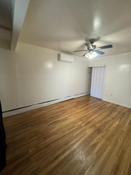 Bedroom - 1470 Needham Ave