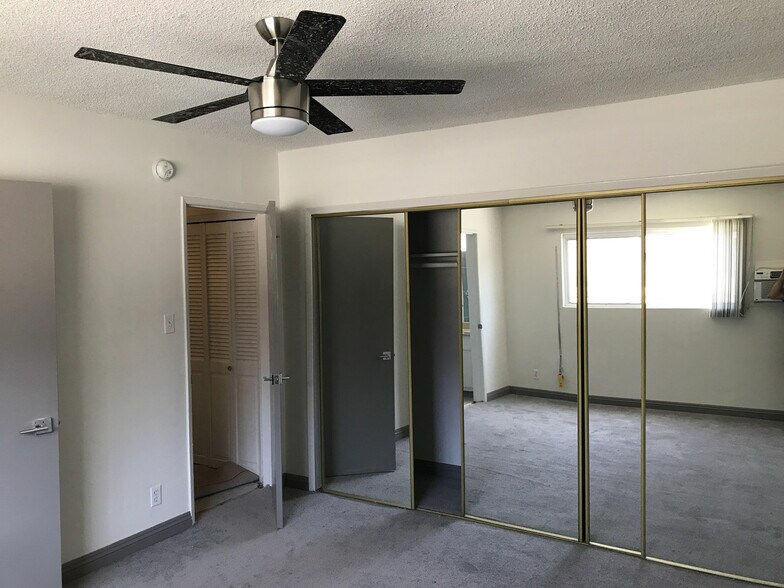 Building Photo - 3510 Clarington Ave