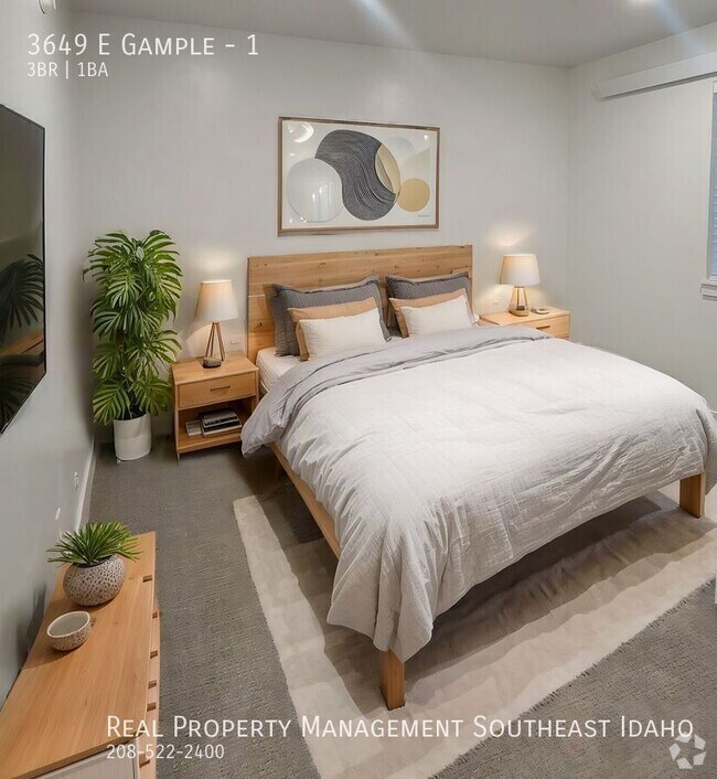 Building Photo - 3649 E Gample-1