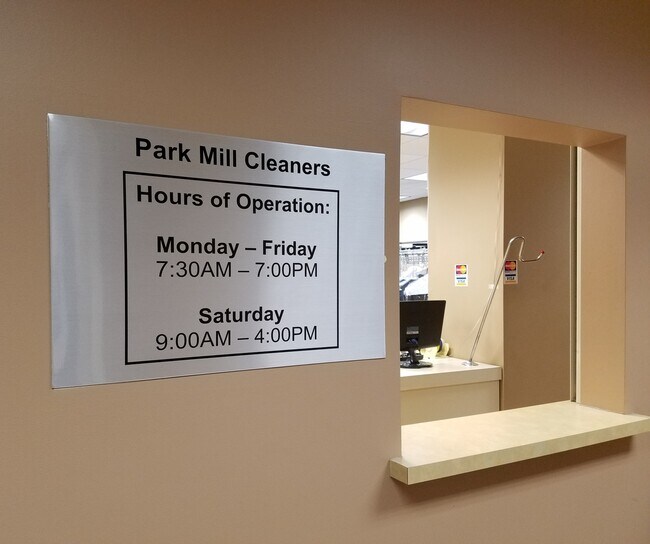 Building Photo - 222 N Columbus Dr