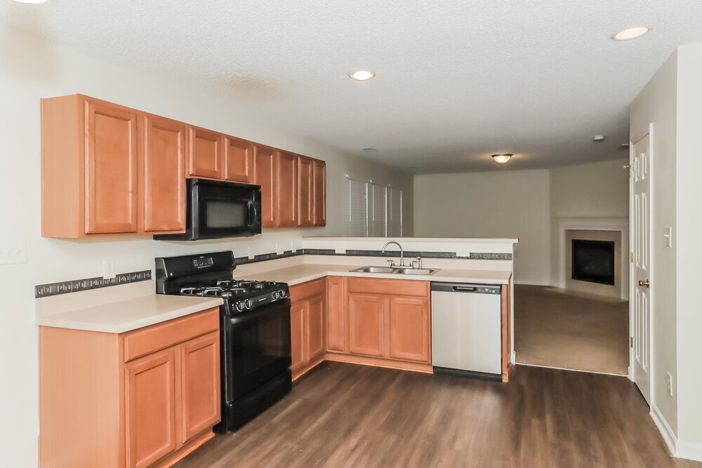 Building Photo - 1317 Crestfield Ct